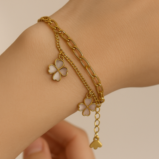 Clover Charm
