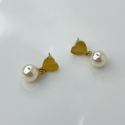 Pearl Heart Drop